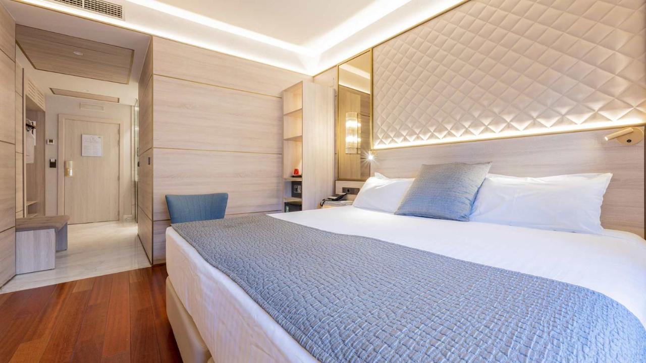Hotel Preciados Madrid Esterno foto