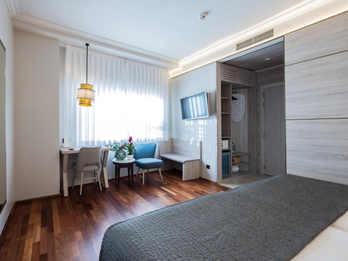 Hotel Preciados Madrid Esterno foto
